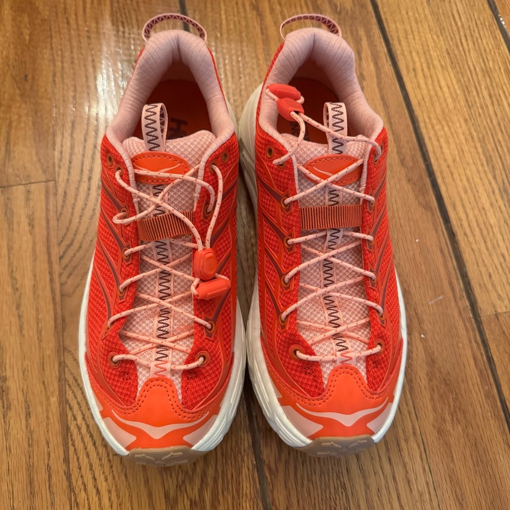 NWT HOKA Mafate Three2 Tomato Red